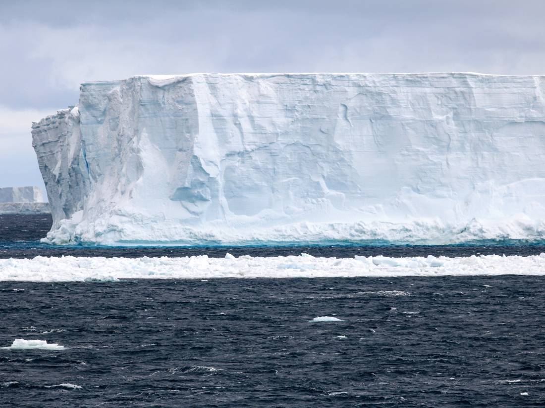 Huge tabular ice bergs in Antarctica |  <i>Kyle Super</i>
