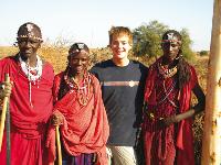 Working together on the born free community project, Kenya |  <i>Ian Williams</i>